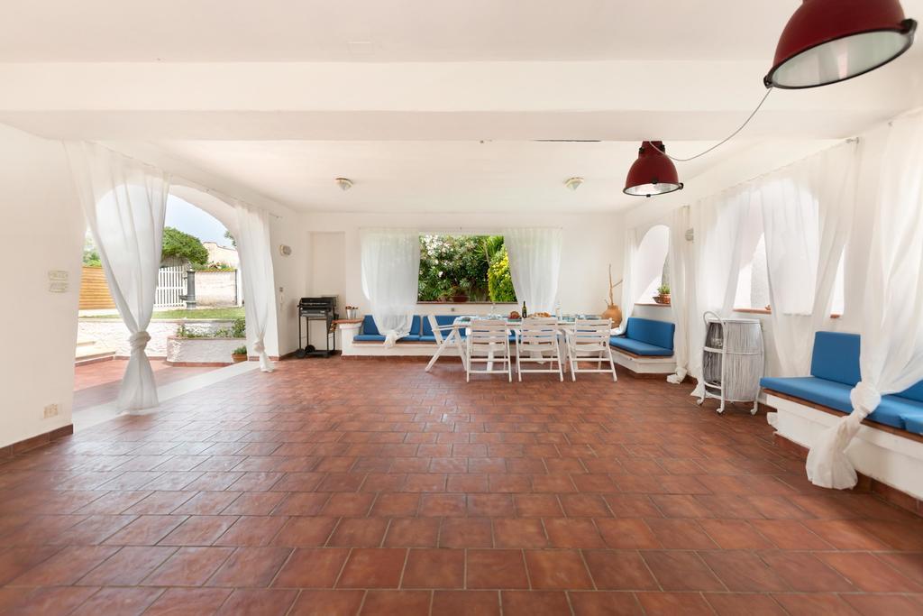 Villa Isabo 몰라디바리 외부 사진